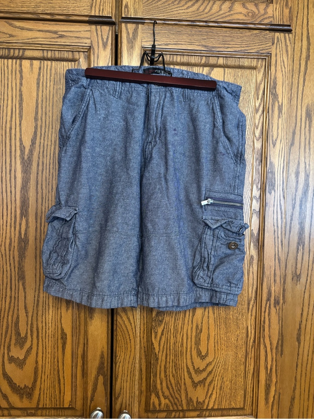 Guess Men's blue Cargo Shorts size 30